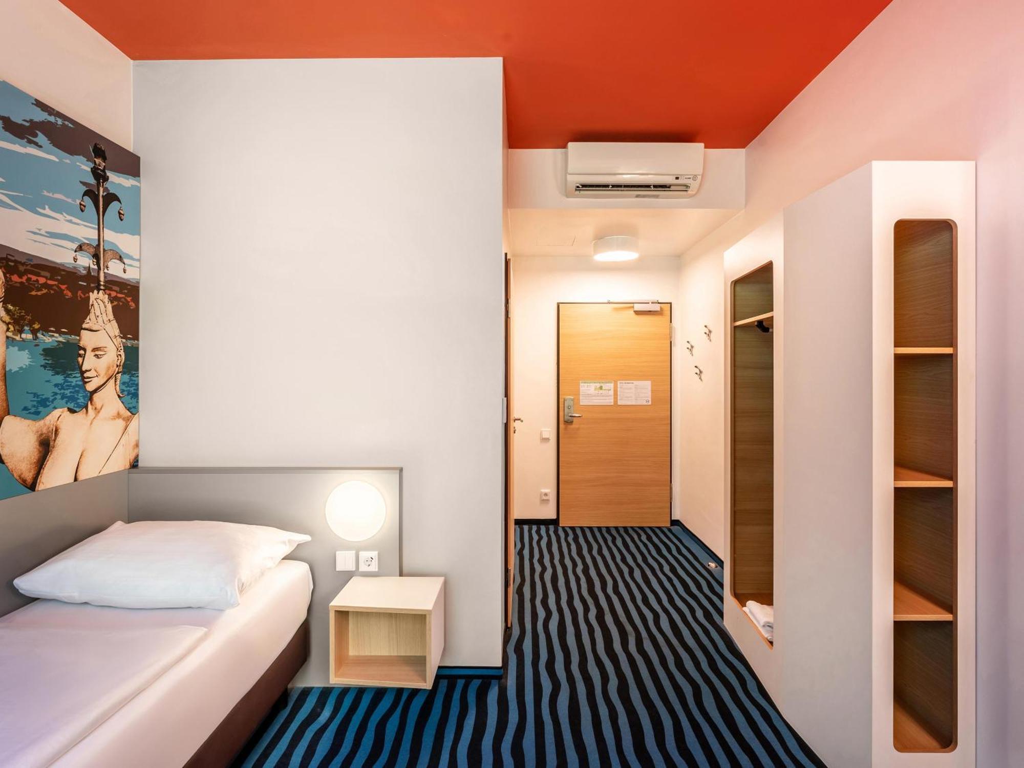 B&B Hotel コンスタンツ エクステリア 写真