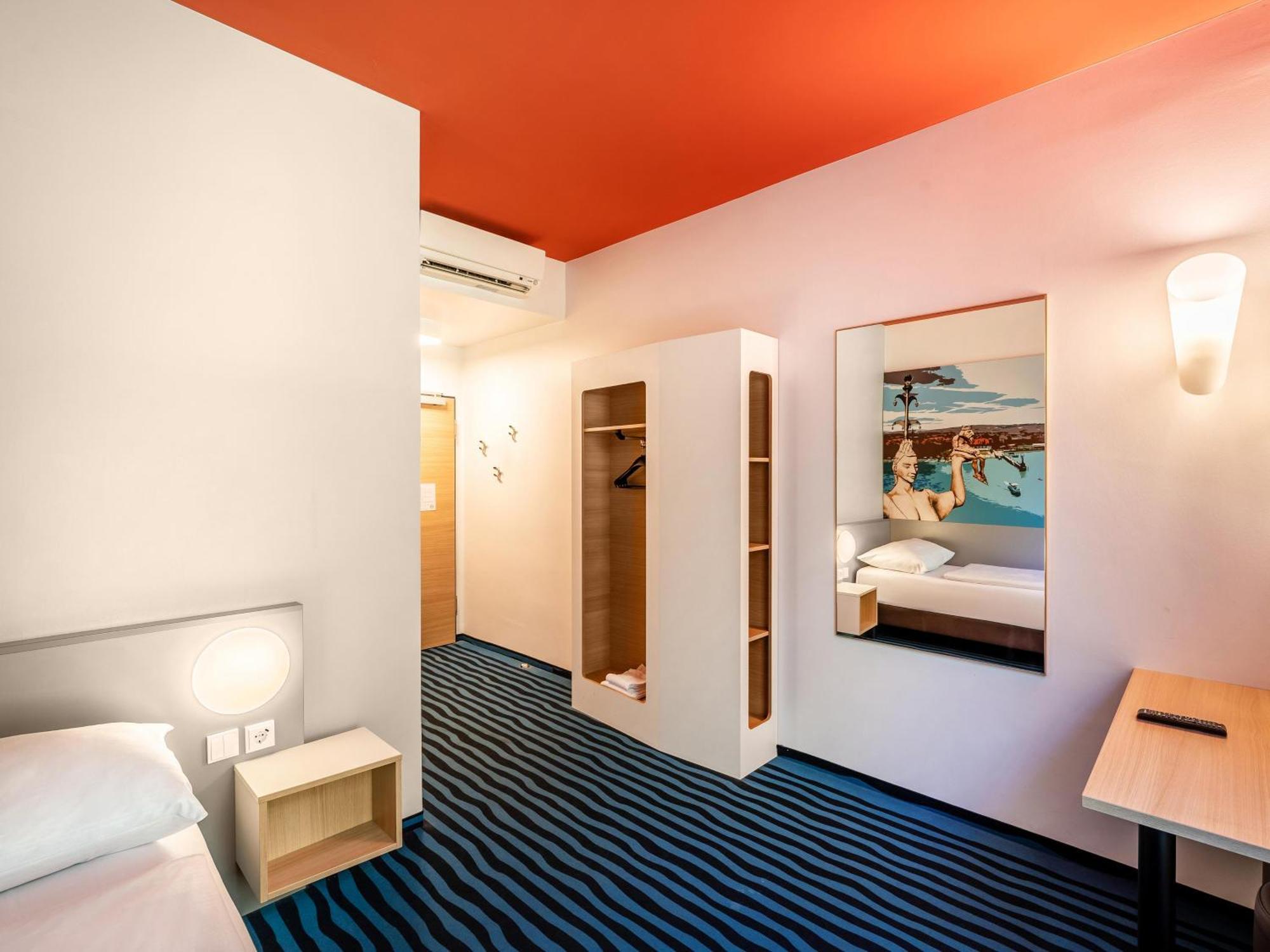 B&B Hotel コンスタンツ エクステリア 写真